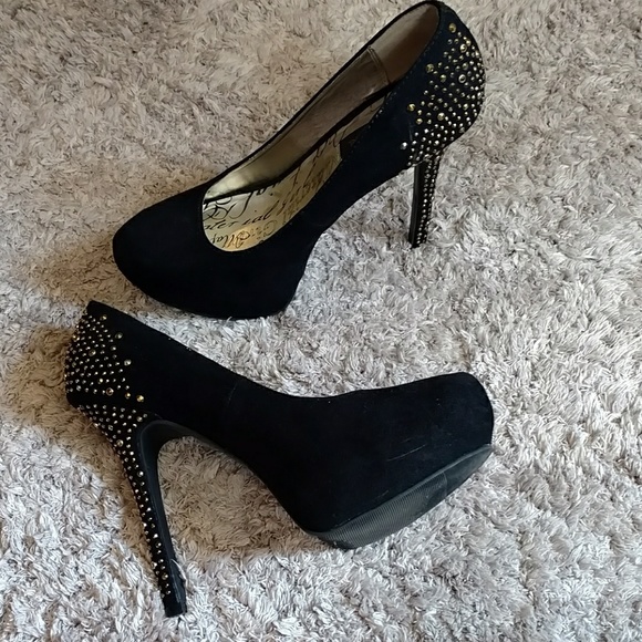 Material Girl Shoes Material Girl Suede Heels Poshmark